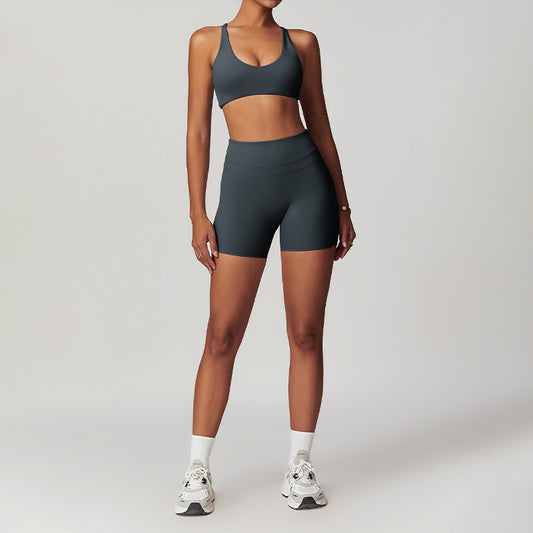 Sujetador de yoga de la cruz ultra suave +pantalones cortos 2 piezas establecidas
