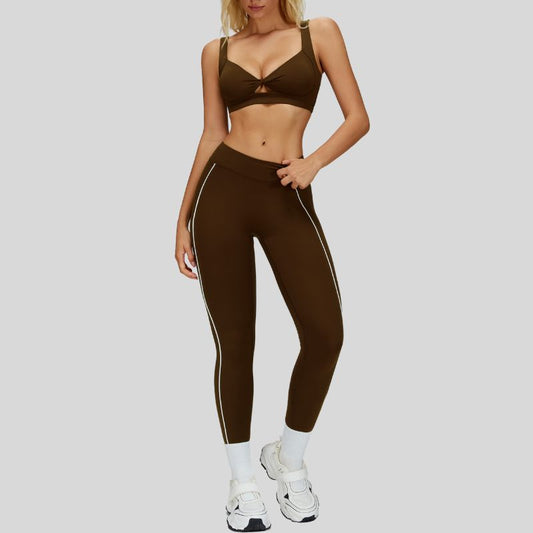 Beautiful Backless Sports Bra+High-waisted contrasting color leggings 2-piece set