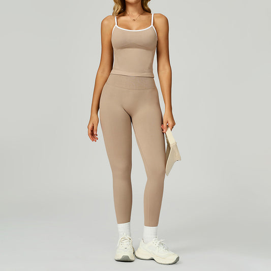 Seamless Contrasting Color tank top + High-waisted leggings 2-Piece Set