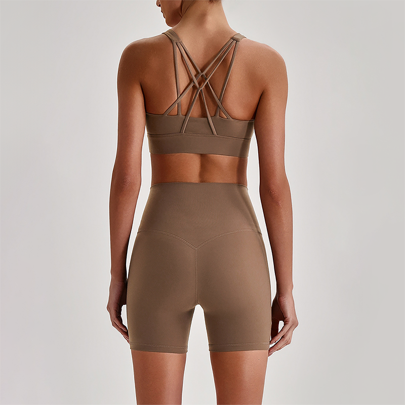 Wholesale Women's Quick-Dry Naked Feel Vest+Fitted Biker Shorts Yoga Set