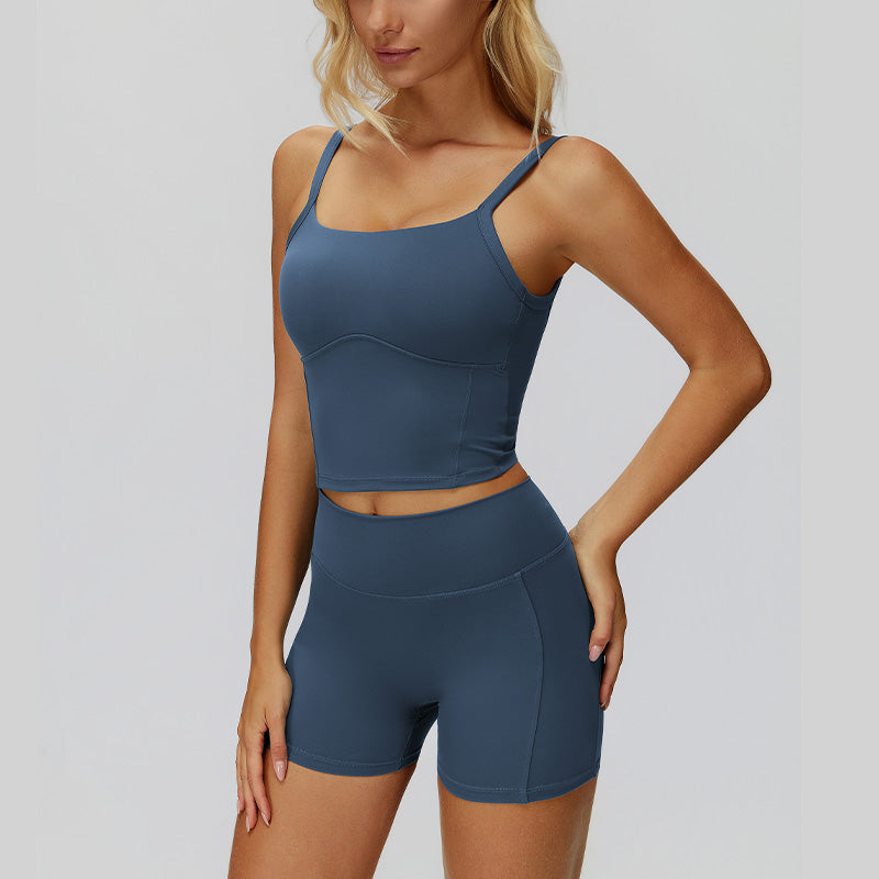 Sports vest with U-shaped+High waisted sports shorts 2-piece set