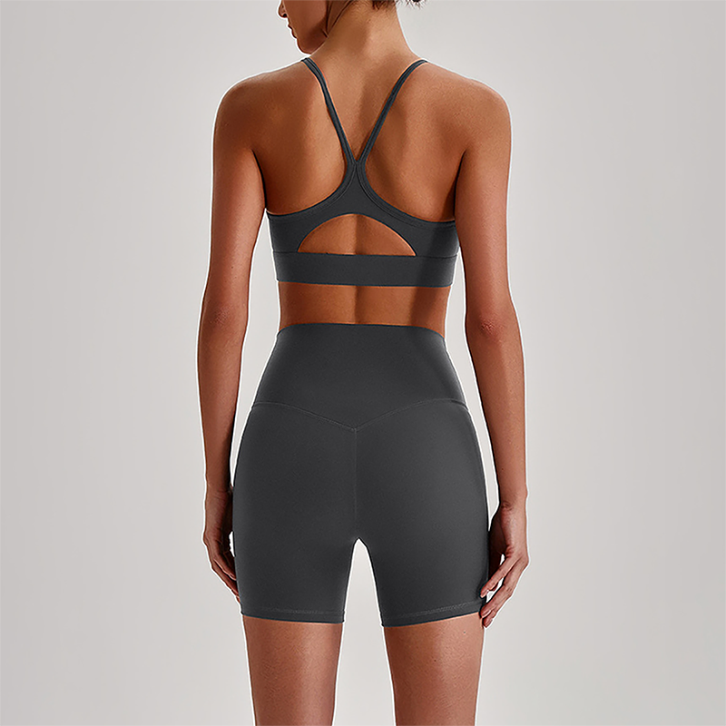 Wholesale Brushed Naked-Feel Open-Back Sports Bra & High-Waist Shorts Set – Sculpting Yoga 2-Piece