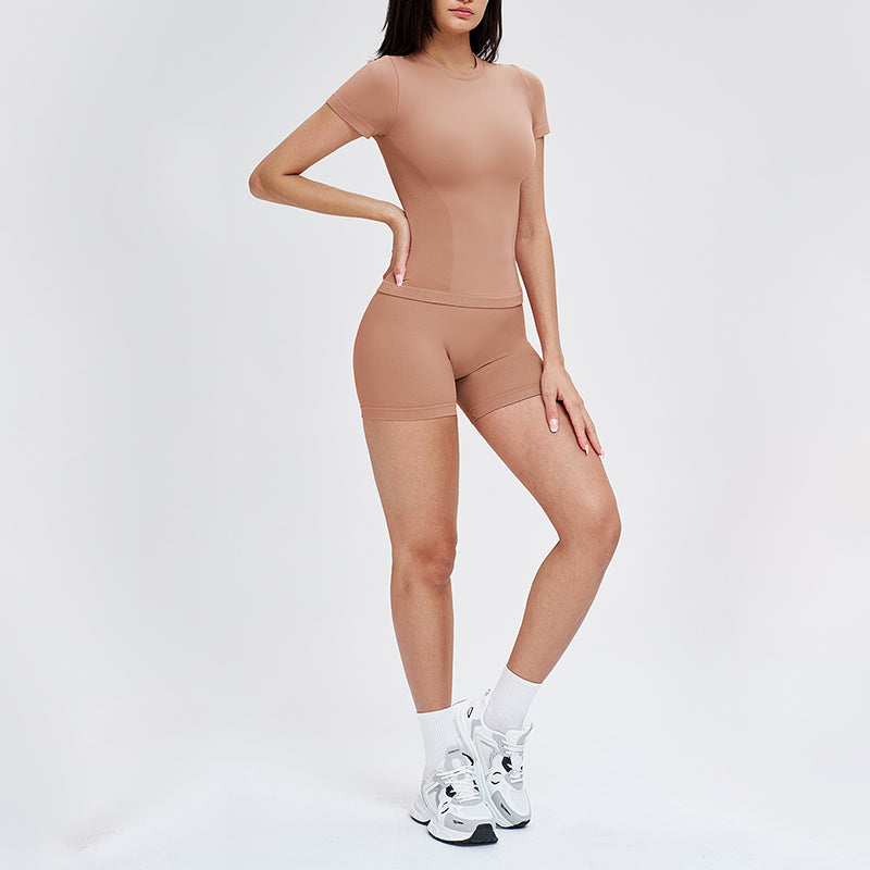 Wholesale solid color round-neck T-shirt + shorts