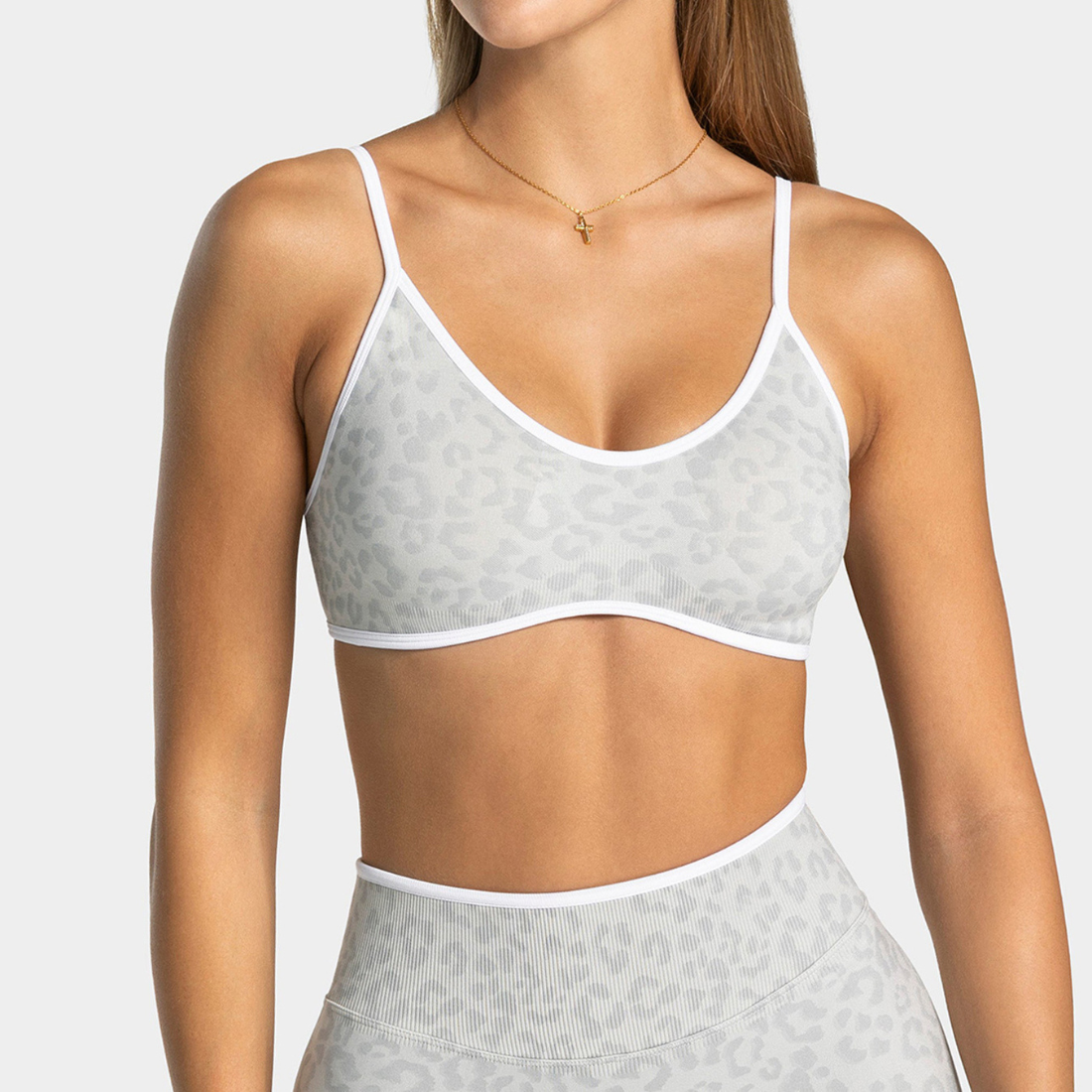 Wholesale Women's Seamless Leopard Print Sports Bra with Chest Pad