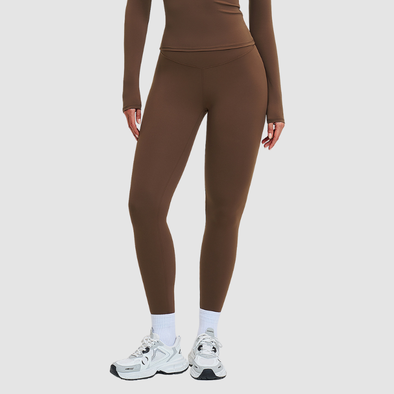 Aldeia de ioga com cintura alta