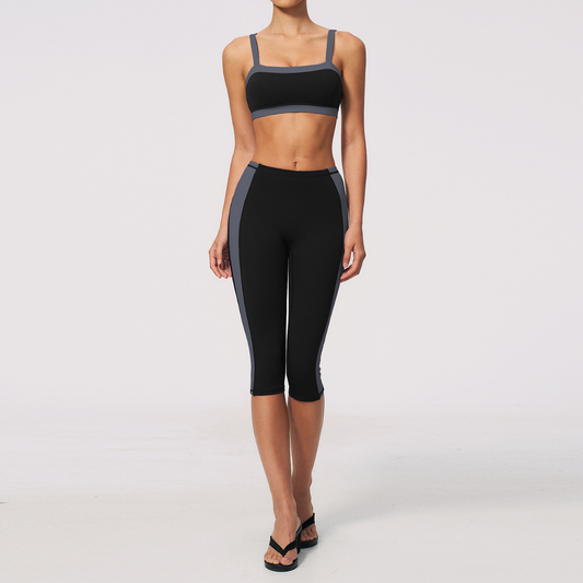Wholesale Women's Colorblock Bare-Feel Yoga Set Sports Bra & Capri Pants