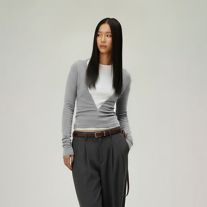 Zip adjustable V-neck slim top