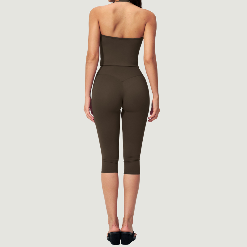 Wholesale Women's Seam-Detail Tank Top + Mid-Length Shorts Set – Butt-Lifting Yoga Gym Activewear