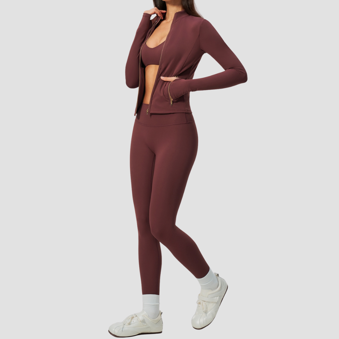 Wholesale Women's Three-Piece Activewear Set – Bra, Jogger Pants & Jacket