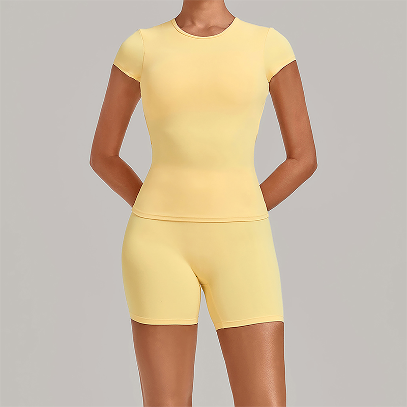 Wholesale Women's Open-Back Pleated Yoga Set Short Sleeve Crop Top & Shorts with Chest Pad