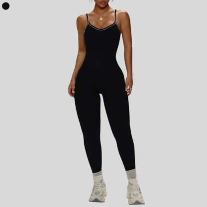 Contrast color jumpsuit with hollow back