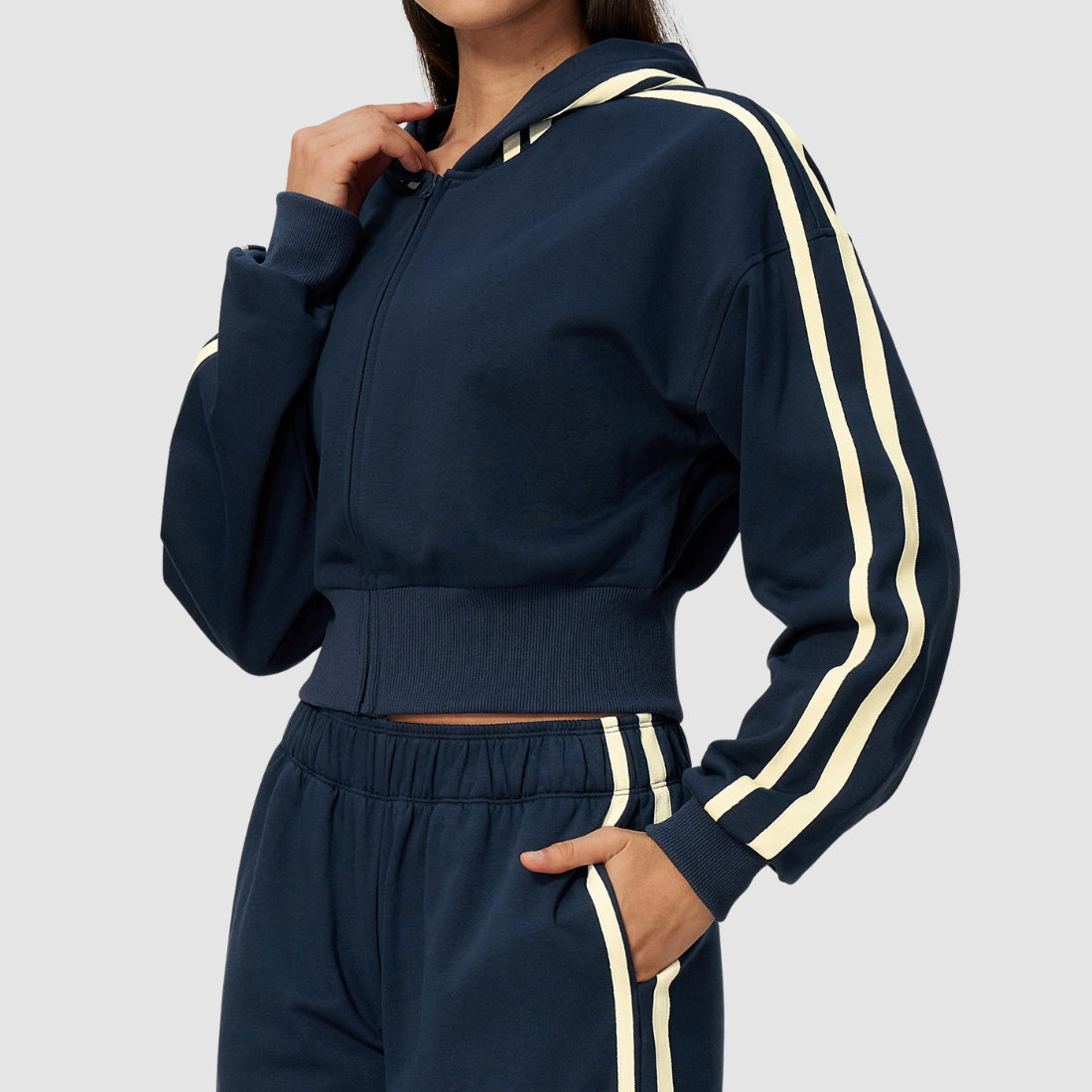 Wholesale Women's Thick hooded sports guard Zip Up Hoodie Jacket
