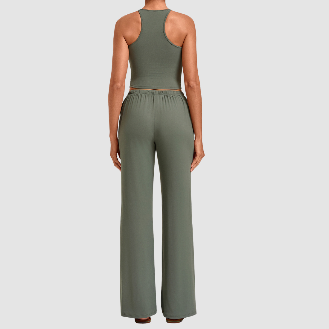 Wholesale Women’s Backless Cami & Straight-Leg Pants Yoga Set