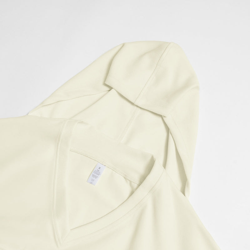 Warm V-neck hooded sweatshirt