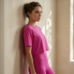 Wholesale Cloud-Feel Cropped Short-Sleeve Yoga T-Shirt – Relaxed Fit Gym Top with Contrast Stitching