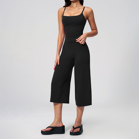 Wholesale Women's Brushed Spaghetti-Strap Tank Top & Wide-Leg Cropped Pants Set – Seam-Detail 2-Piece Yoga Set