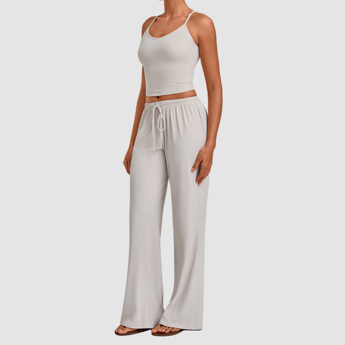 Wholesale Women’s Backless Cami & Straight-Leg Pants Yoga Set