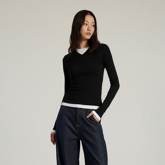 Wholesale Two-piece look V-neck contrast color | Wonderxfans bulk activewear