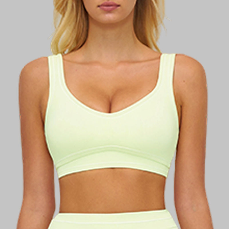 Contrasting bra with removable bra pads