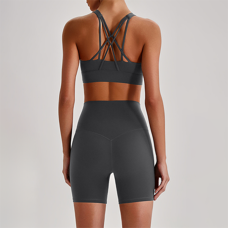 Wholesale Women's Quick-Dry Naked Feel Vest+Fitted Biker Shorts Yoga Set