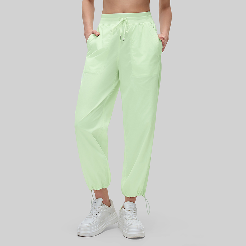 Wholesale quick drying loose fit sports pants