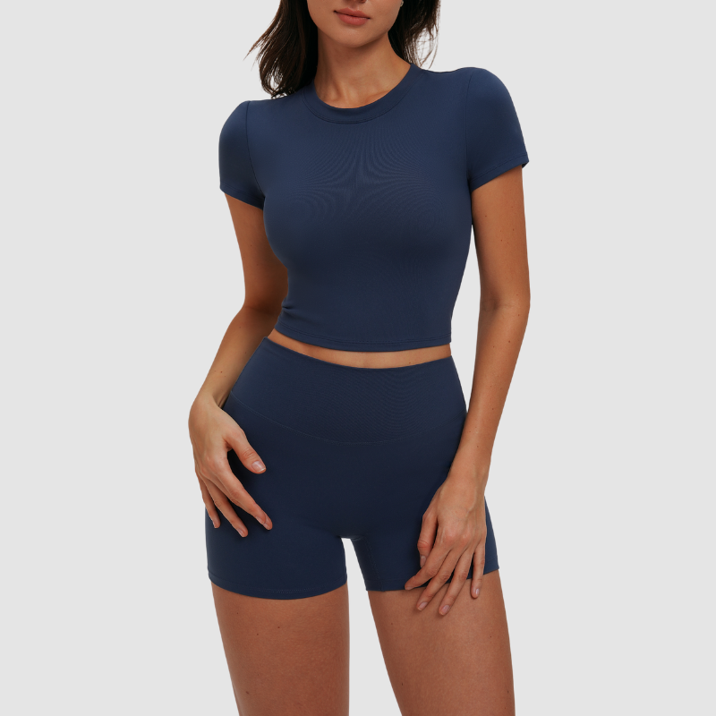 Wholesale solid color short-sleeved T-shirt + shorts