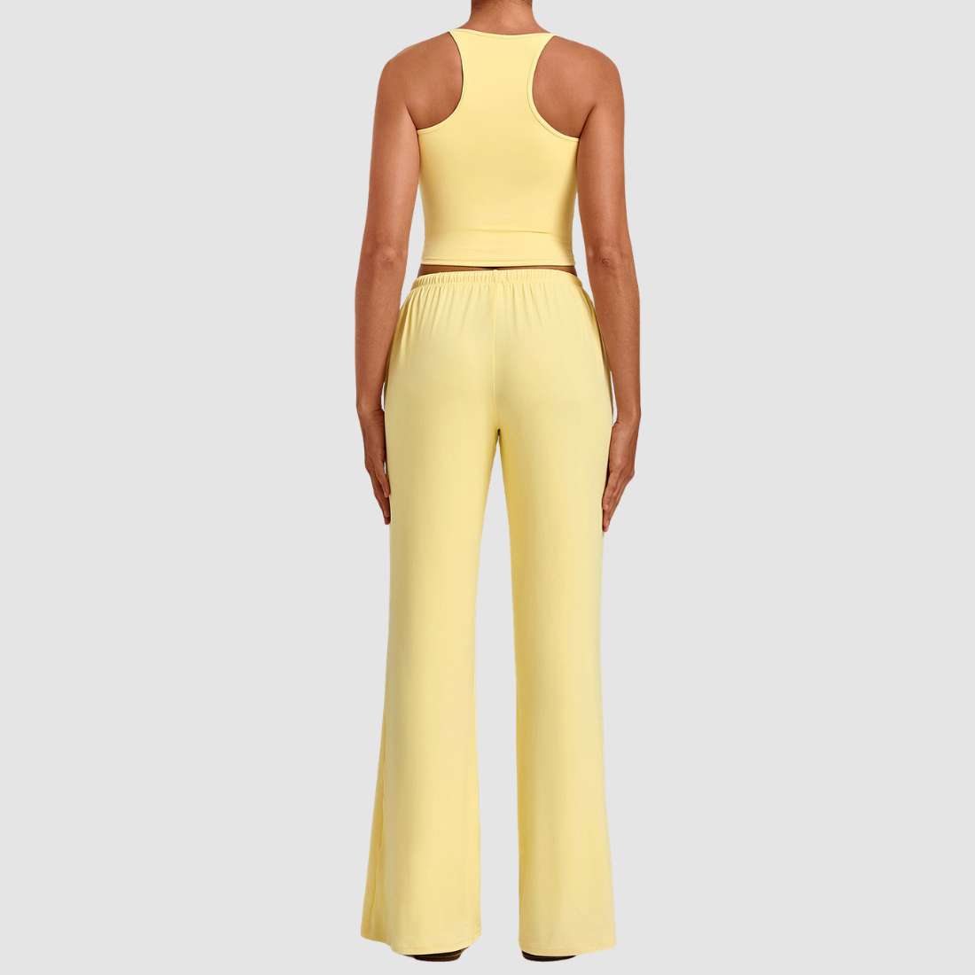 Wholesale Women’s Backless Cami & Straight-Leg Pants Yoga Set