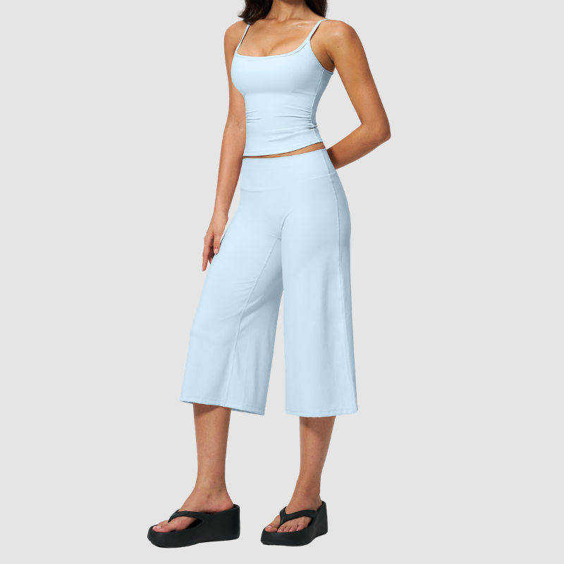 Wholesale Women's Brushed Spaghetti-Strap Tank Top & Wide-Leg Cropped Pants Set – Seam-Detail 2-Piece Yoga Set