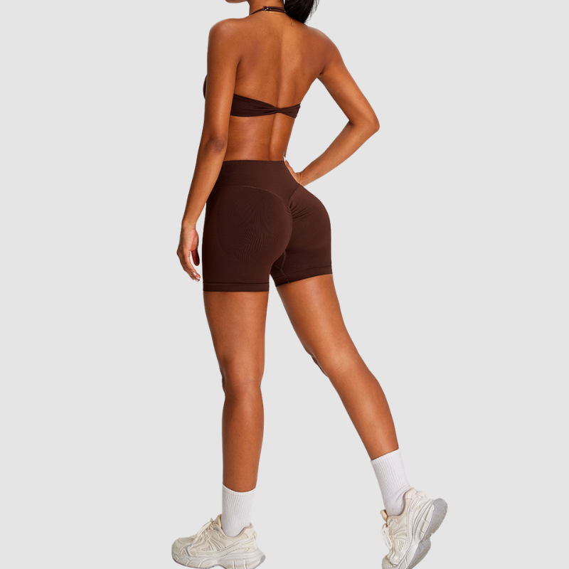 Wholesale Seamless Halter Sports Bra & High-Waist Biker Shorts Set – Naked-Feel Peach-Lift Yoga 2-Piece