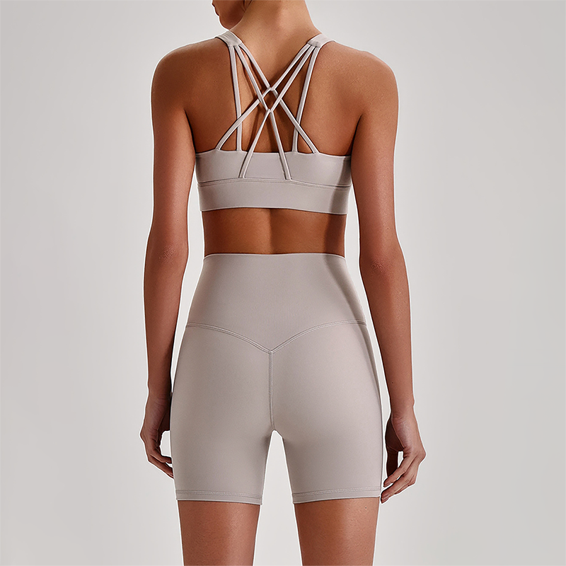 Wholesale Women's Quick-Dry Naked Feel Vest+Fitted Biker Shorts Yoga Set