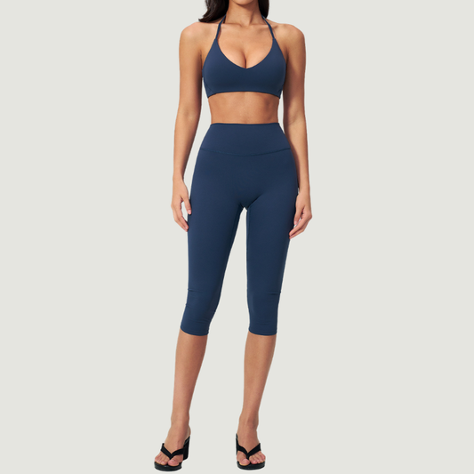 Wholesale Women's Seam-Detail Sports Bra + Mid-Length Shorts Set – Butt-Lifting Yoga Gym Activewear
