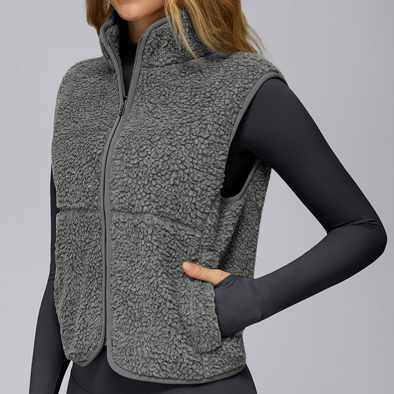 Stand collar plus velvet sleeveless zipper sports vest