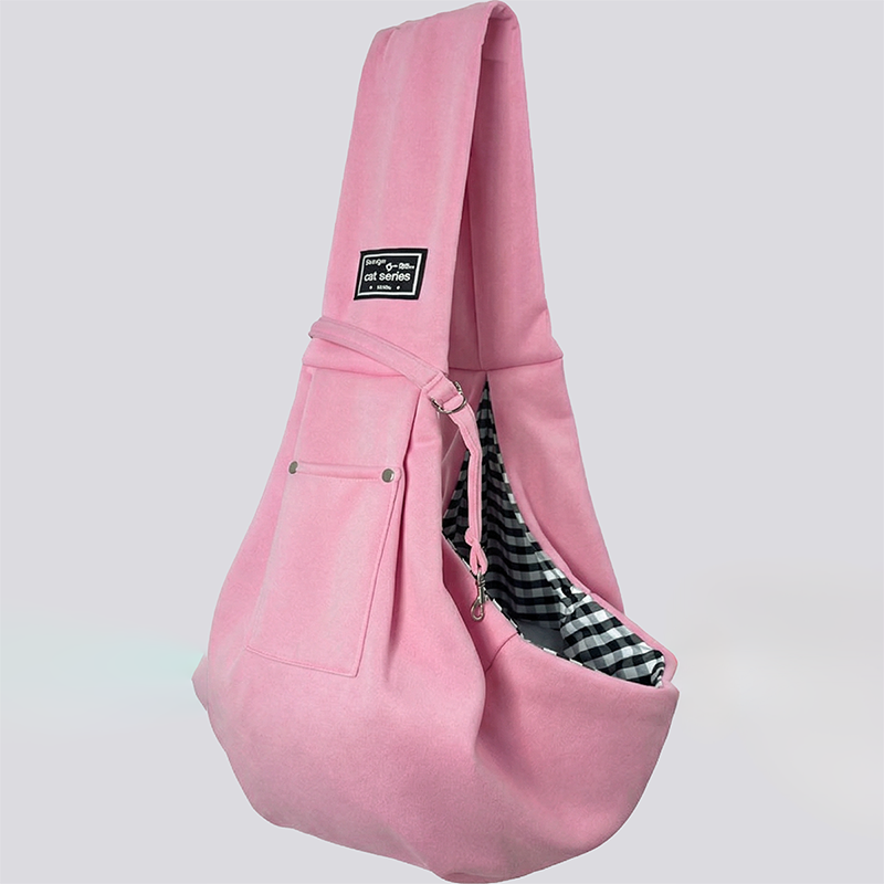 Portable breathable pet carrying bag