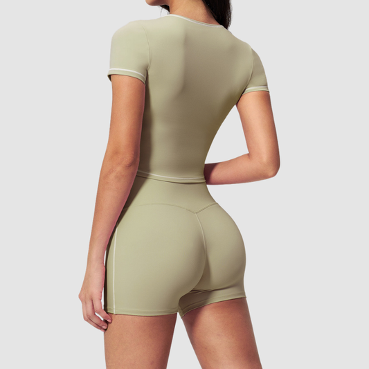 Wholesale Women's Seam-Detail Short Sleeve Crop Top + High-Waist Shorts Set – Butt-Lifting Yoga Gym Activeweare