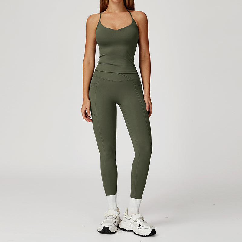 Snug-Fit Tank Top + V-Shaped Waistline Leggings 2-Piece Set