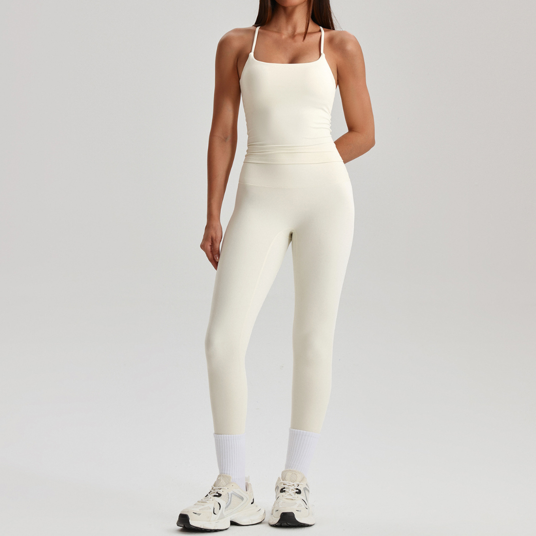 Women's Activewear Padded Sleeveless Top & Straight-Leg Pants Yoga Set
