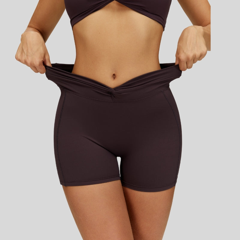 Pleated waistband sport shorts