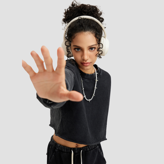 Wholesale Washed Raw-Edge Long Sleeve Top – Cropped Cotton Streetwear