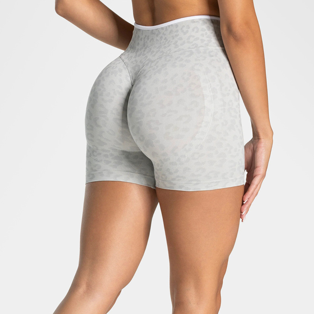 Wholesale Women's Seamless Leopard Print High-Waist Yoga Shorts