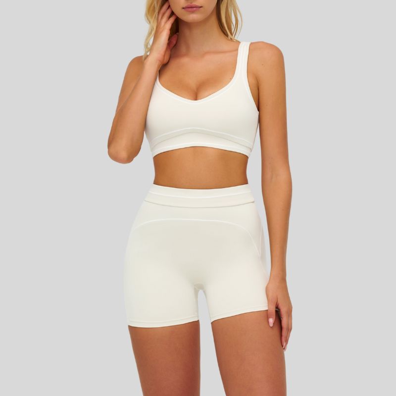 Contrasting Color Sports Bra + high waist shorts 2-piece set