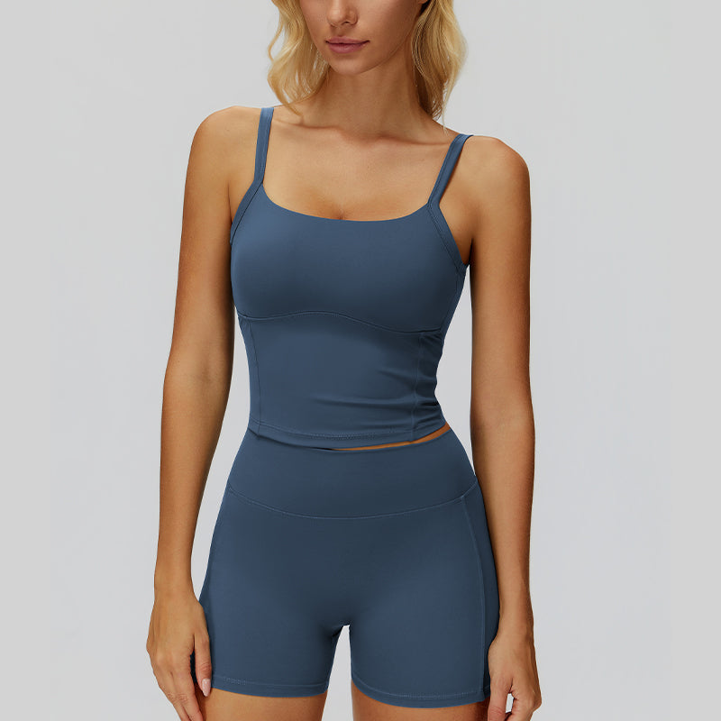 Sports vest with U-shaped+High waisted sports shorts 2-piece set