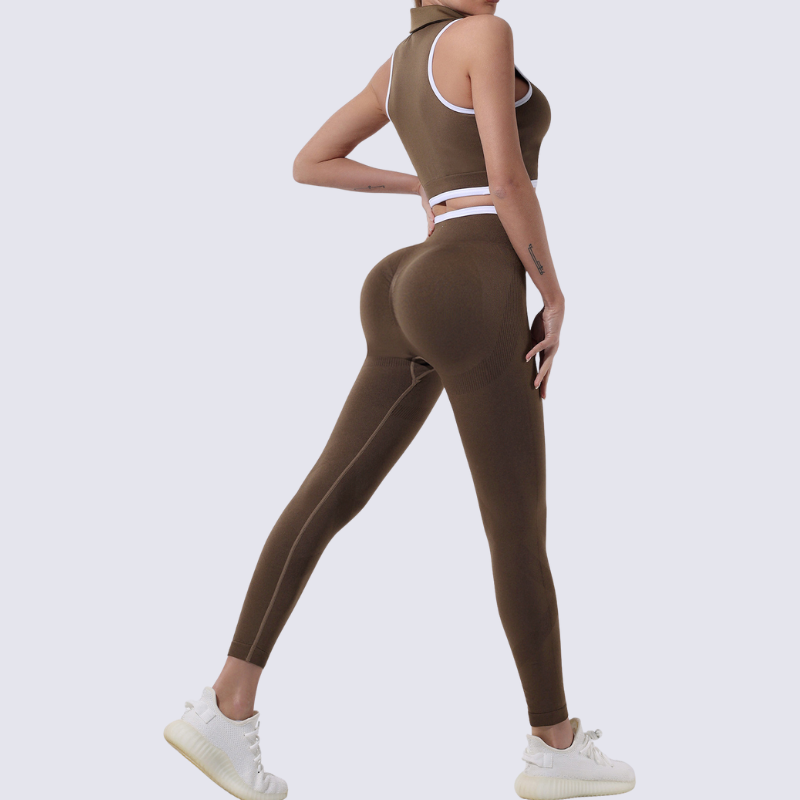 A seamless round neck sleeveless zip bra and sports pants two-piece set