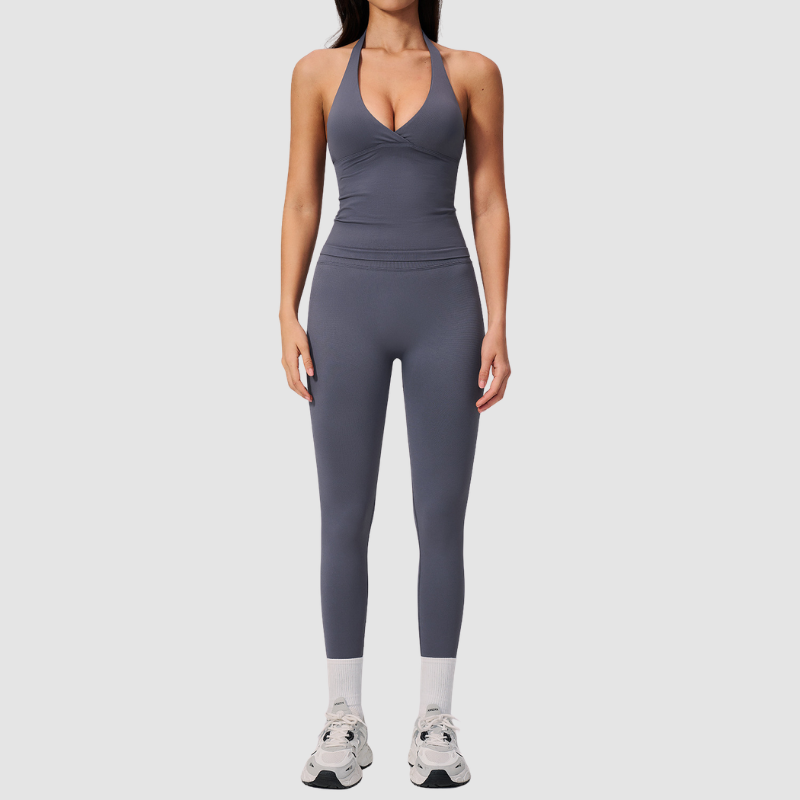Wholesale Women's Halter Sports Bra & Full-Length Leggings Set – Seamless Peach-Lift Yoga Activewear