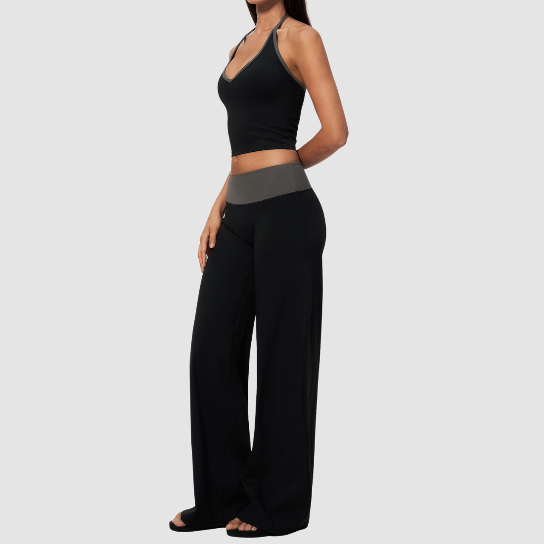 Wholesale Women’s Halter Contrast Yoga Set – Tank & Long Pants