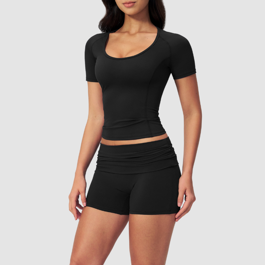 Wholesale short-sleeved tops and high-waisted fold-over shorts sets