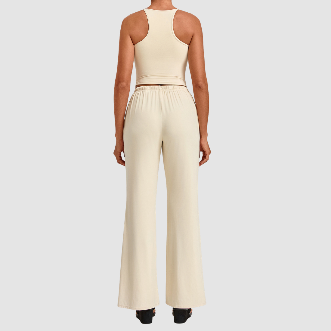 Wholesale Women’s Backless Cami & Straight-Leg Pants Yoga Set