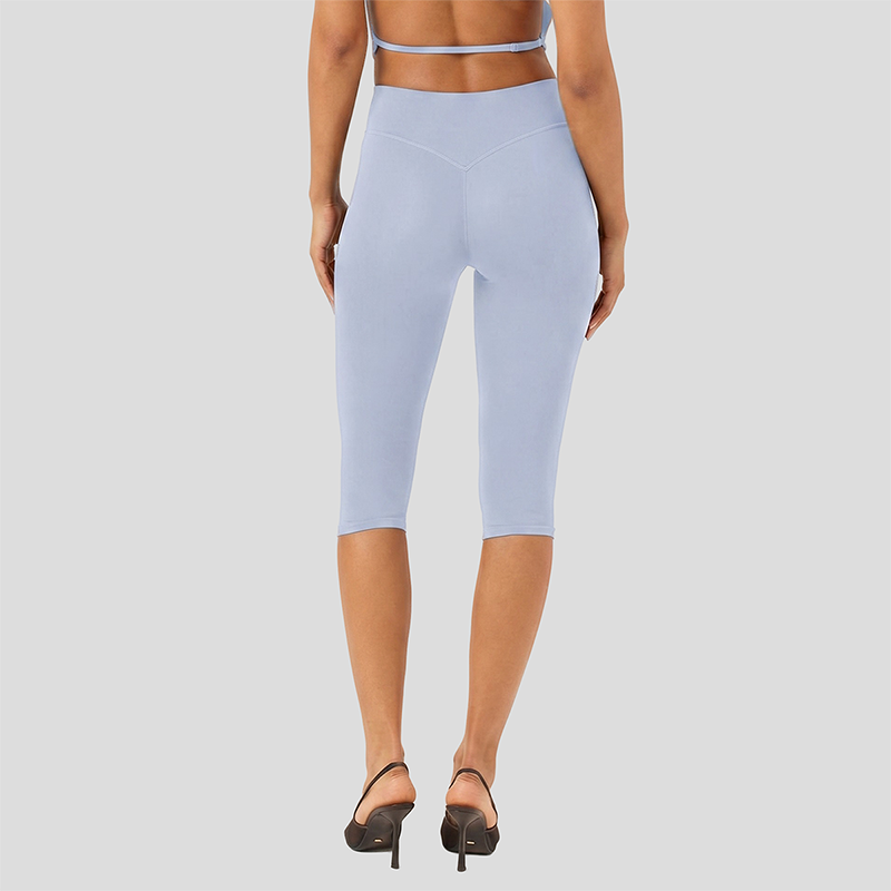 Wholesale High-Waist Color-Block Racerback Sports Bra & Biker Shorts Set – Sculpting Yoga 2-Piece