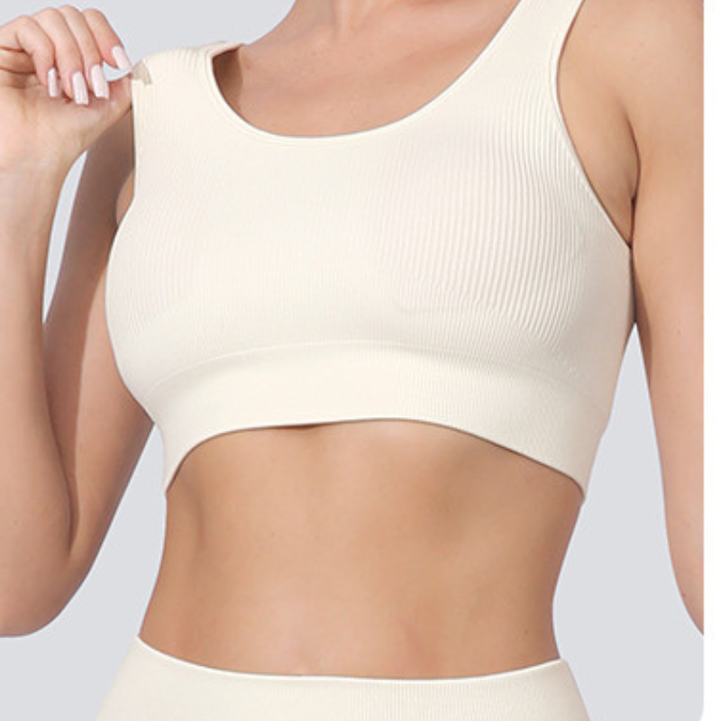 Seamless yoga leggings and tank top two-piece set