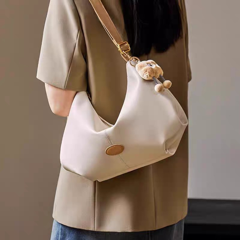 Wholesale large-capacity crossbody bag