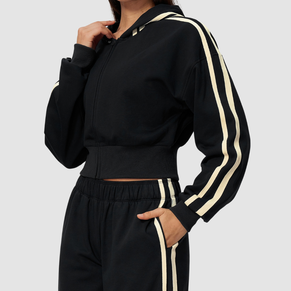 Wholesale Women's Thick hooded sports guard Zip Up Hoodie Jacket